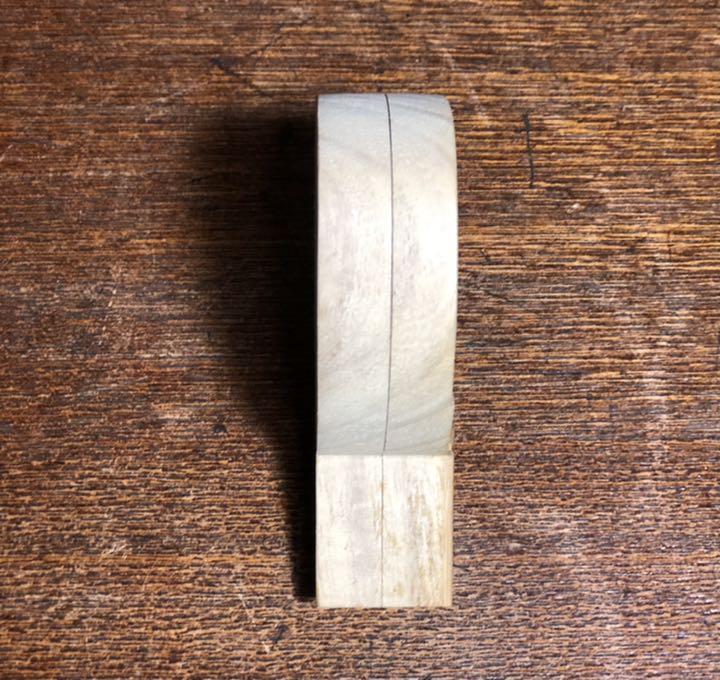 Dojo Munehiro's morning glory pattern incense, natural wood