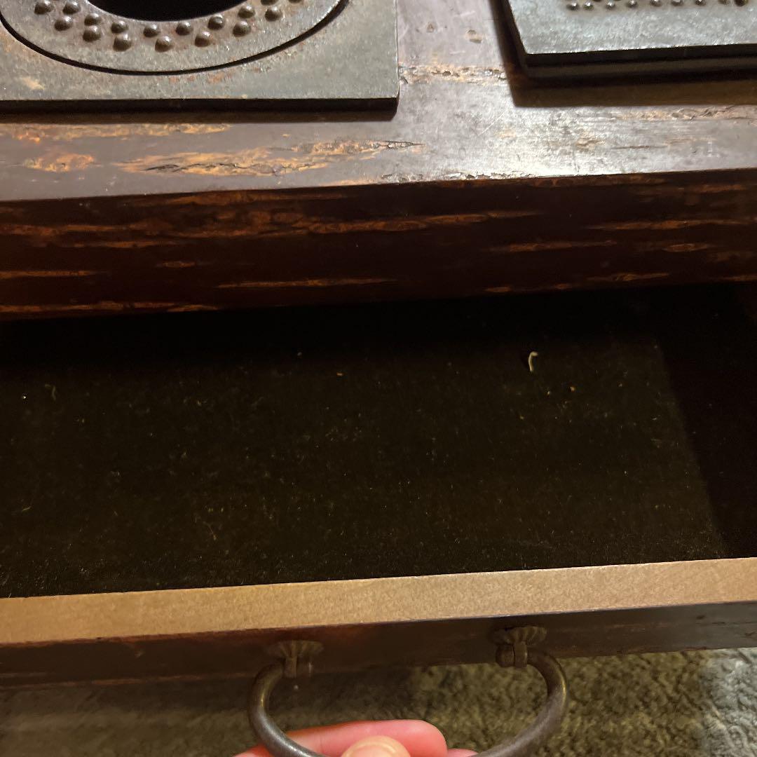 Cigarette tray   old ashtray