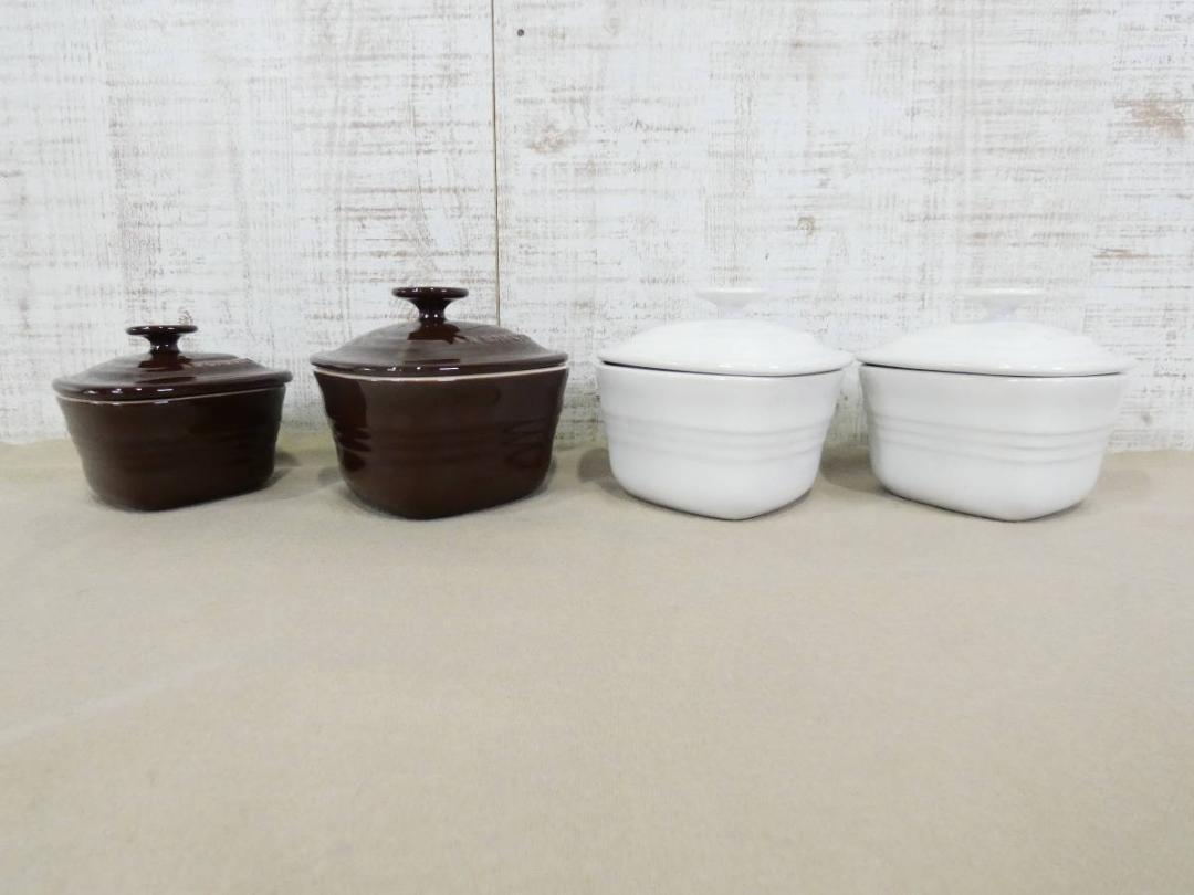 LE CREUSET 11 sets Lamb Quan d'Amour/Pair Petite Cocotte etc.