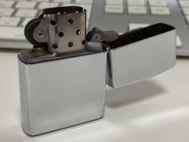 As is For Parts Zippo  Writer  1935 VARGA GIRL  Silver  Limited 1993