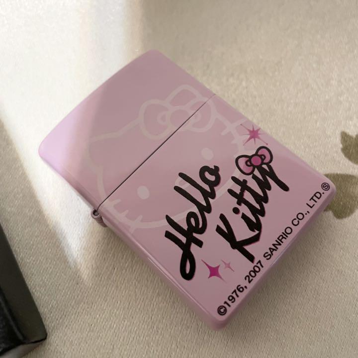 As is for parts Zippo lighter Zippo J 2006 Hello Kitty Hello Kitty limited editi