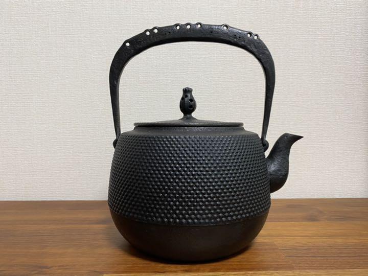 Traditional Craftsman Master Torayama's Shoulder Shape Arare Pattern 1.6L