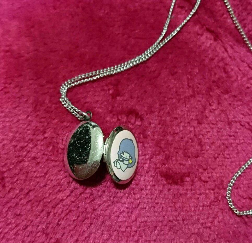 Sanrio Kikirara ☆ Locket Pendant Retro ☆