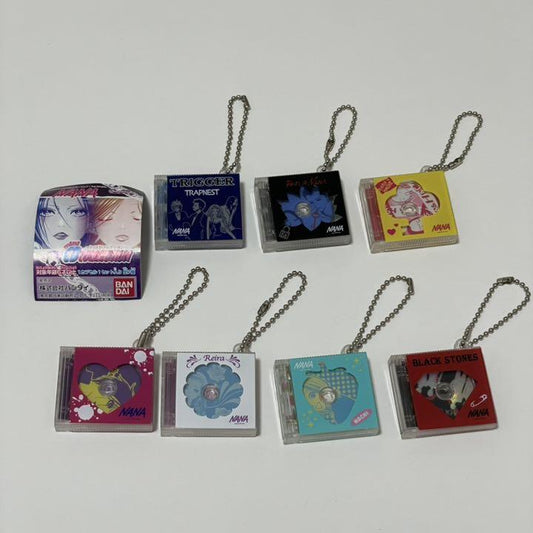 Nana Capsule toys complete set