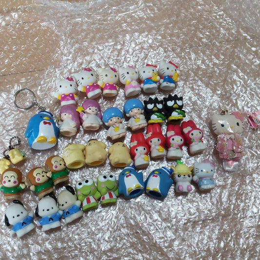 Sanrio Finger Doll Retro Collective Set Kikirara Bat Batsumaru Maimero