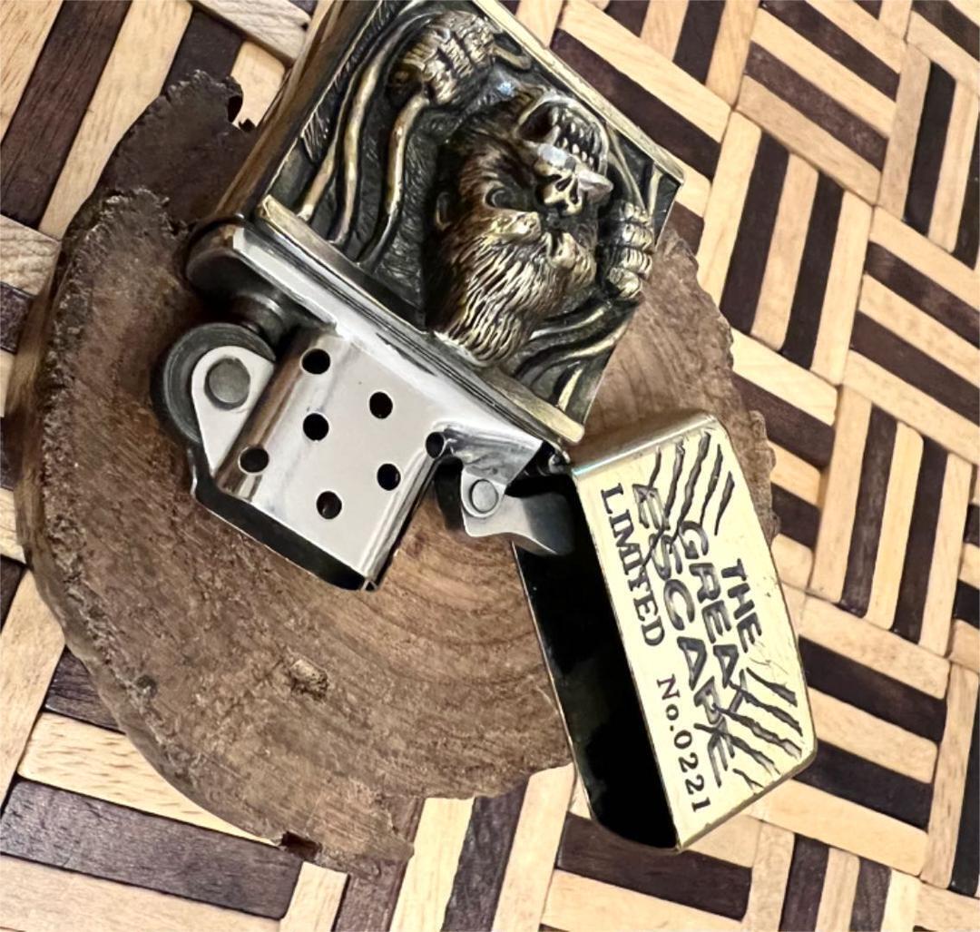 As is For Parts Zippo Great Escape Metal Gorilla 3D Lighter