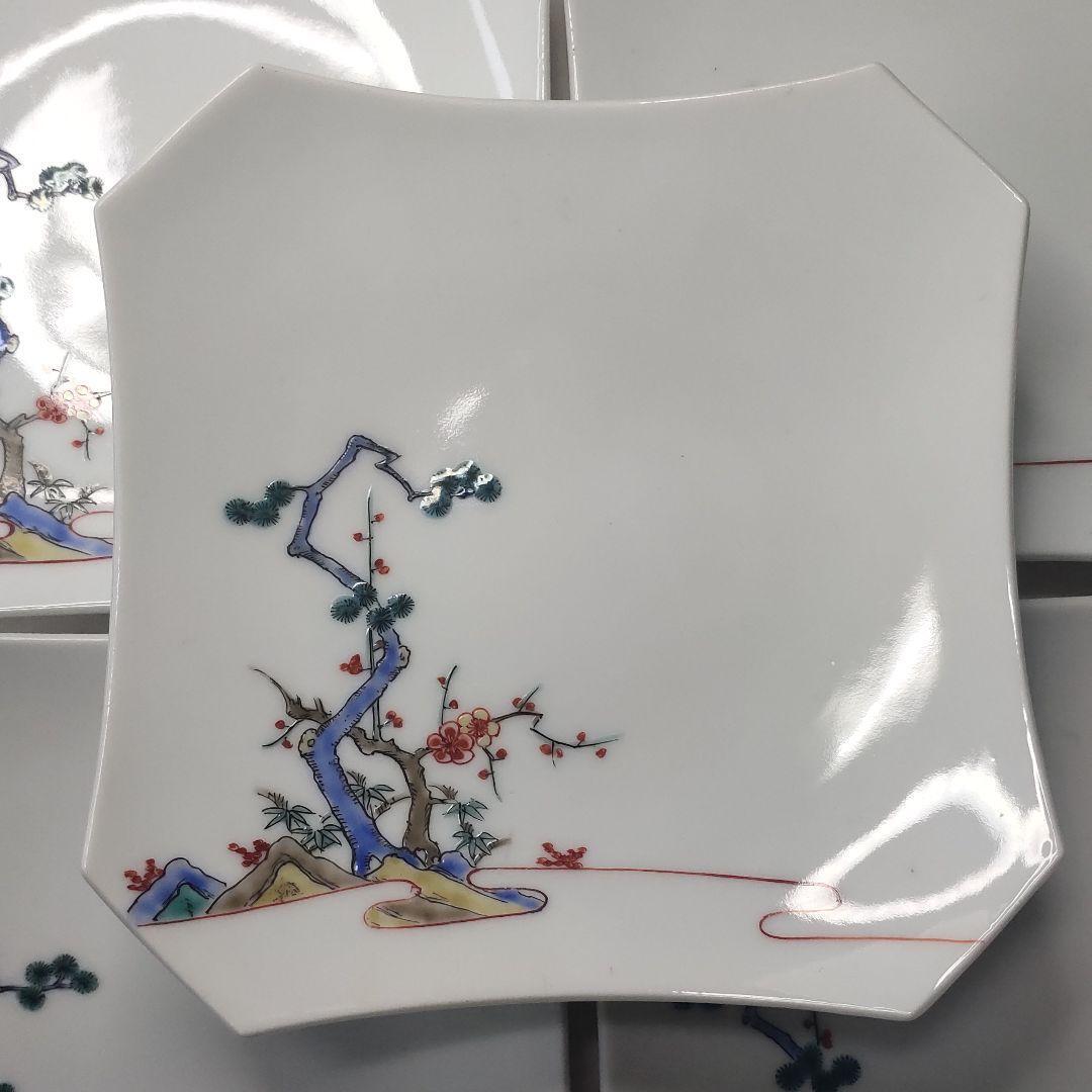 13th generation Kakiemon Kakukiriko four-sided plate Muddy hand