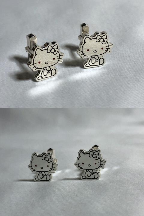 New Old Limited Jam Homemade x Sanrio Collaboration Hello Kitty Cufflinks Button