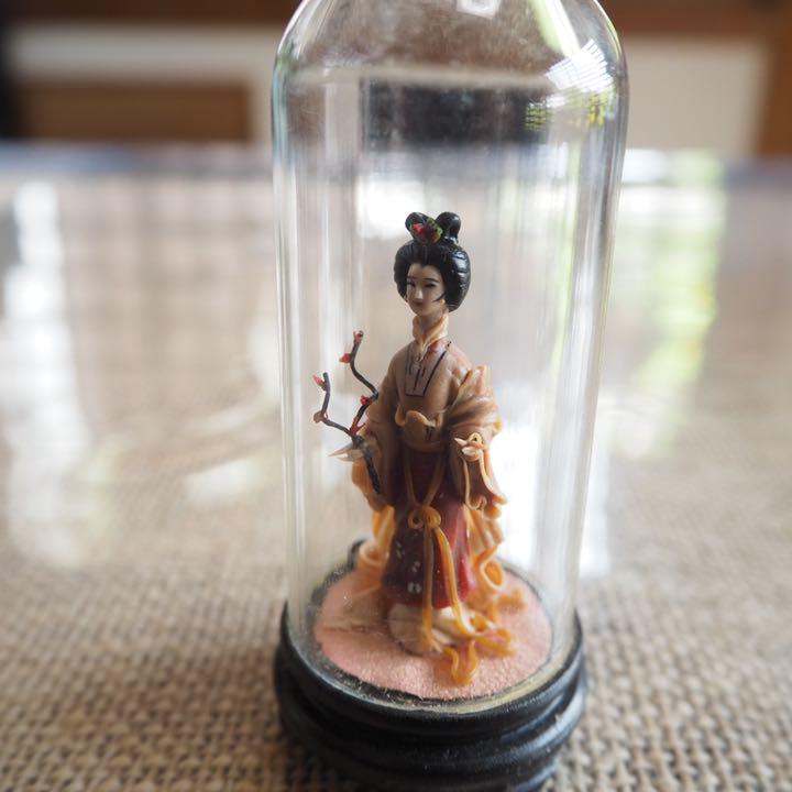 Tennyo figurine