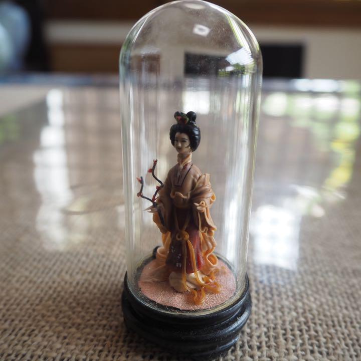 Tennyo figurine