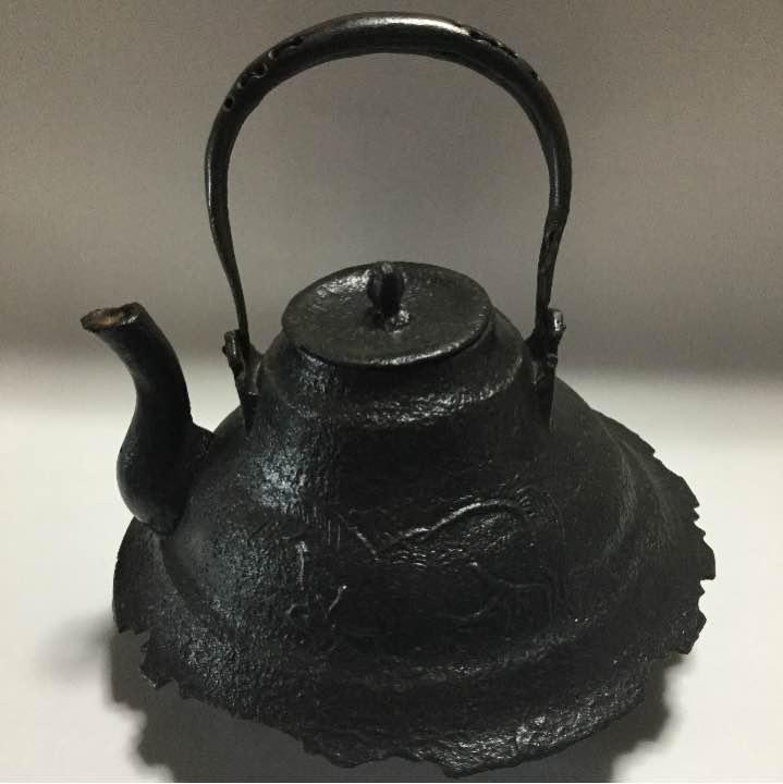 Teapot Tea Kettle Tatsubin iron kettle  horse pattern