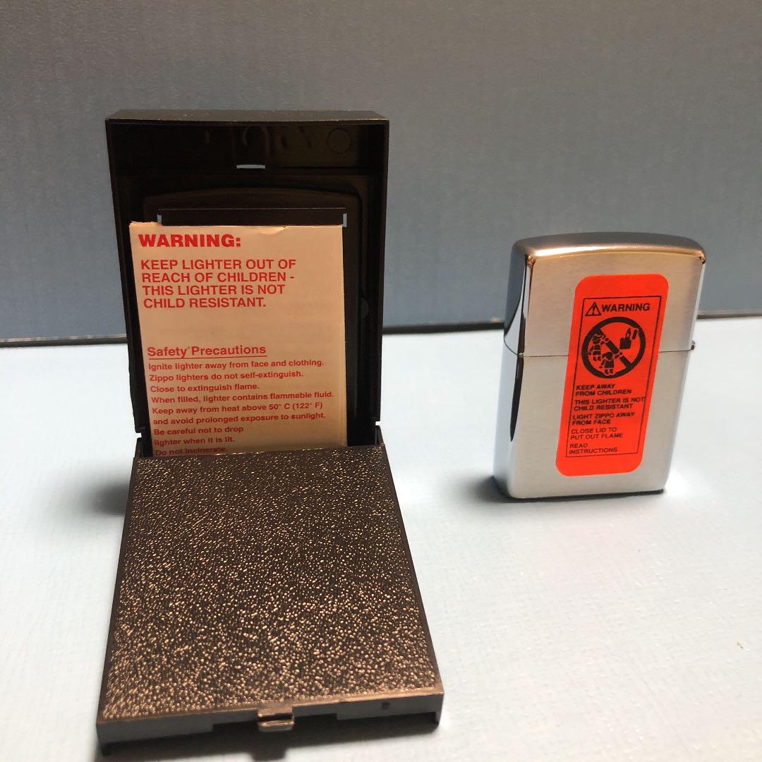 As is for parts zippo. Lighter. Limited edition. Discontinued product.