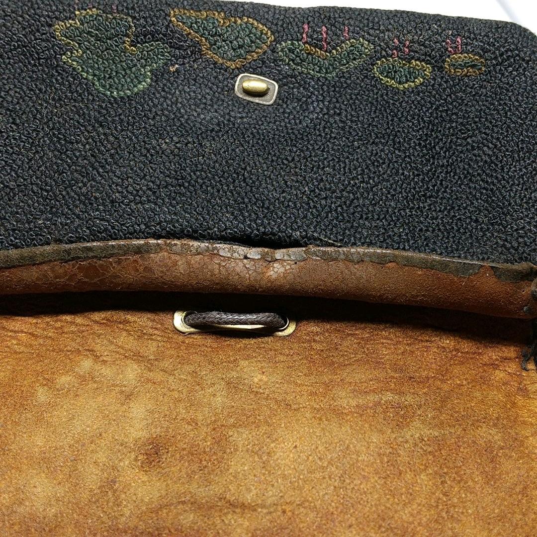 Cigarette holder around the Meiji era