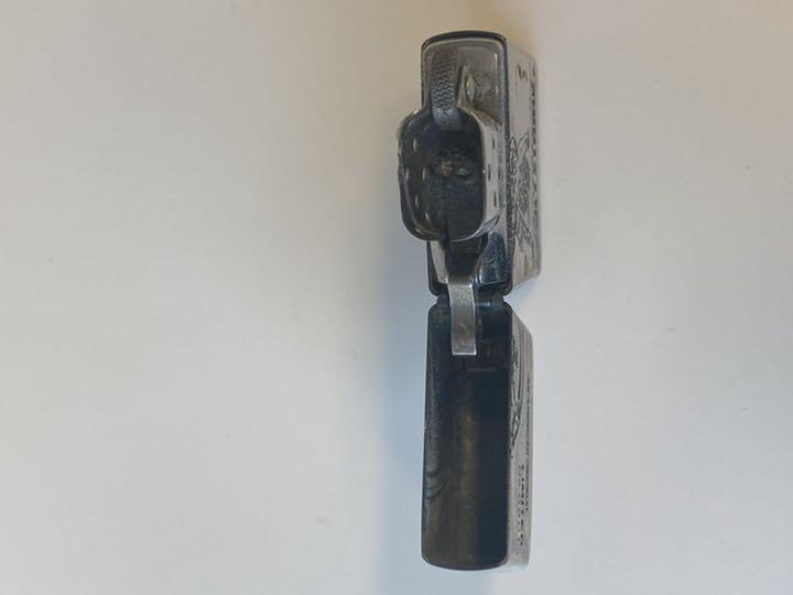 As is For Parts Zippo lucky strik lucky strike made in 1996