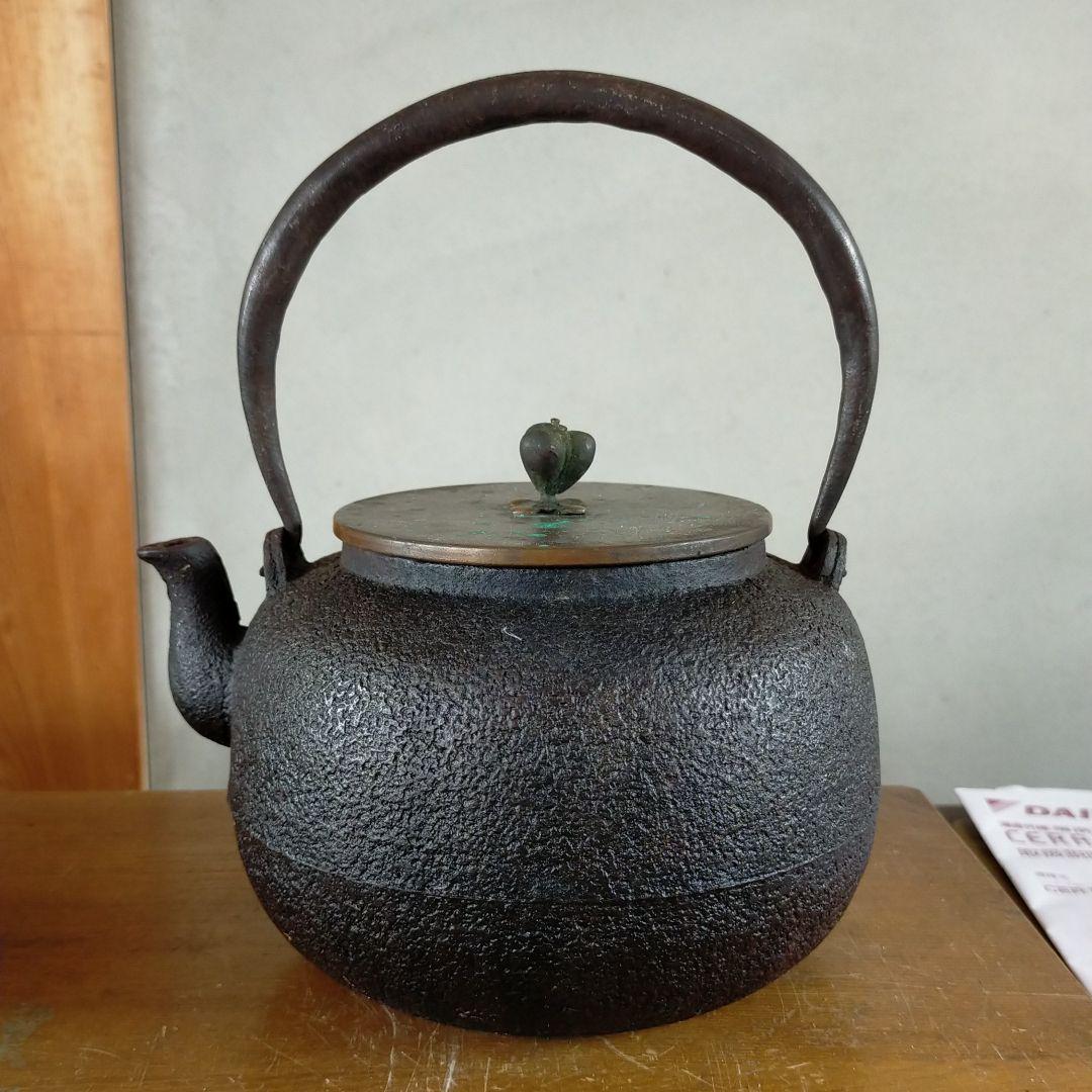 Ryubundo iron kettle