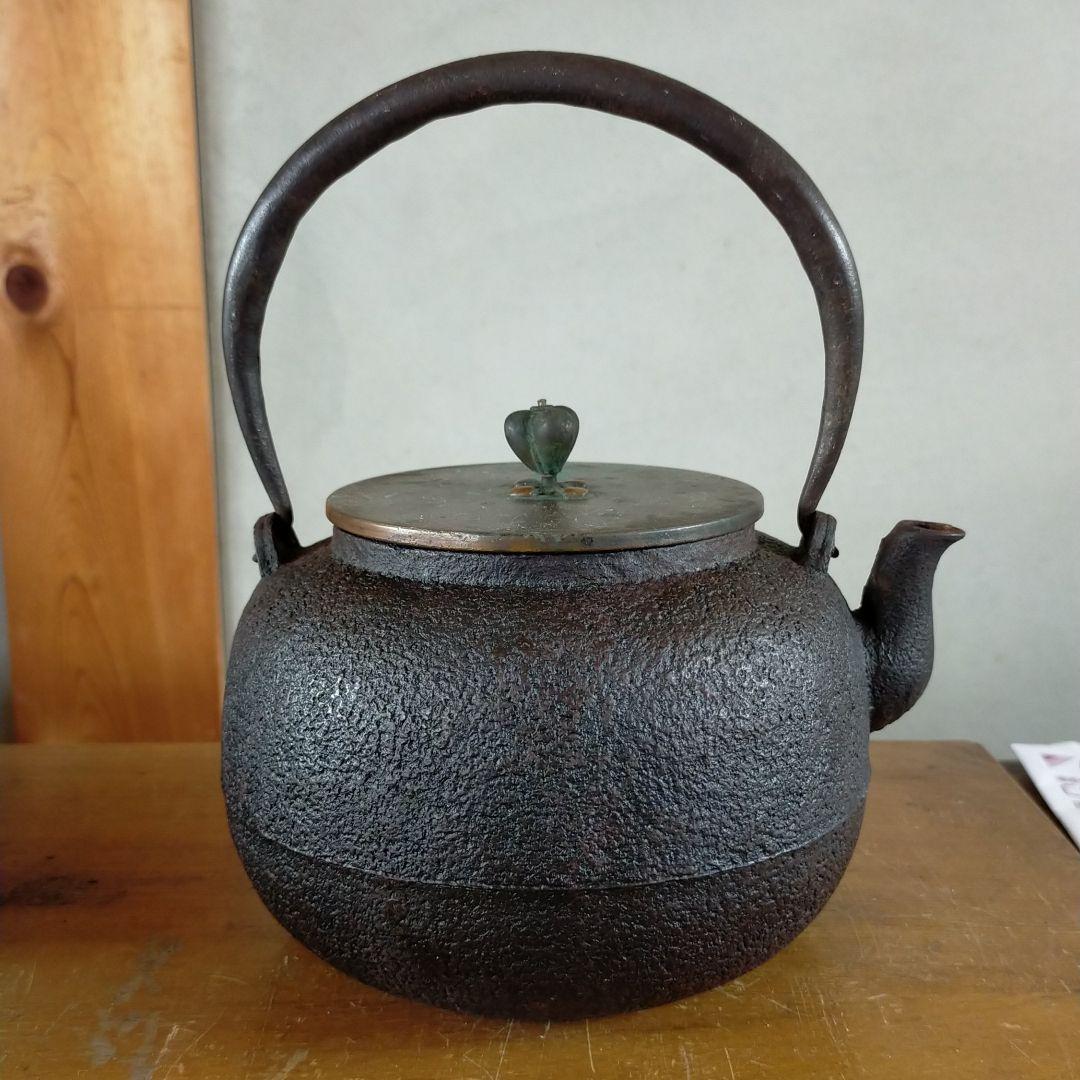 Ryubundo iron kettle