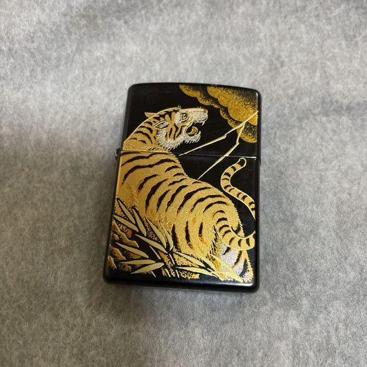 As is for Parts zippo Genuine gold lacquer tiger MAKIE TORA