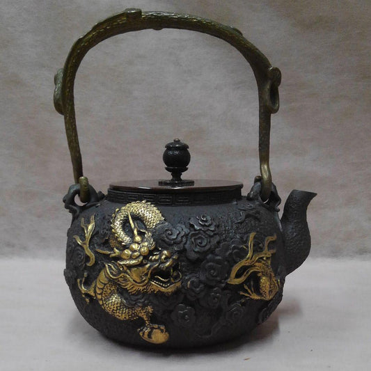Era Iron Kettle Zourokuzukuri Dragon