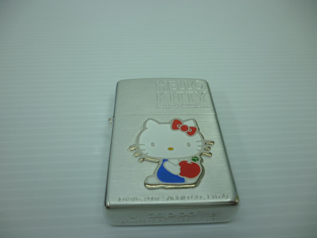 As is for parts ZIPPOライター　ハローキティ　シルバー　アクリルケース