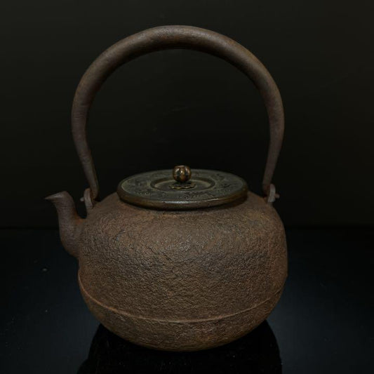Era Seijudo Meijin-zukuri Sentoku ancient crest lid Flat round type