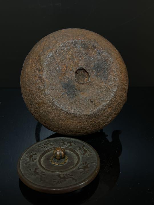 Era Seijudo Meijin-zukuri Sentoku ancient crest lid Flat round type